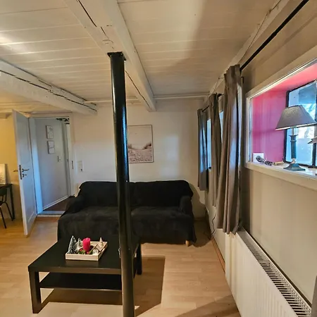 Föhrzeit 2 Klein Und Fein Mit Terrasse, Friesisch Gemütlich